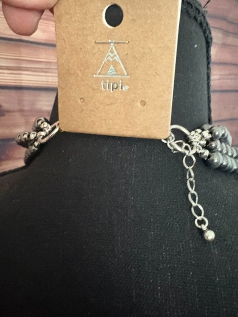 Tipi Western 4 Layered Navajo Style Pearl Necklace NWT - Picture 2 of 3